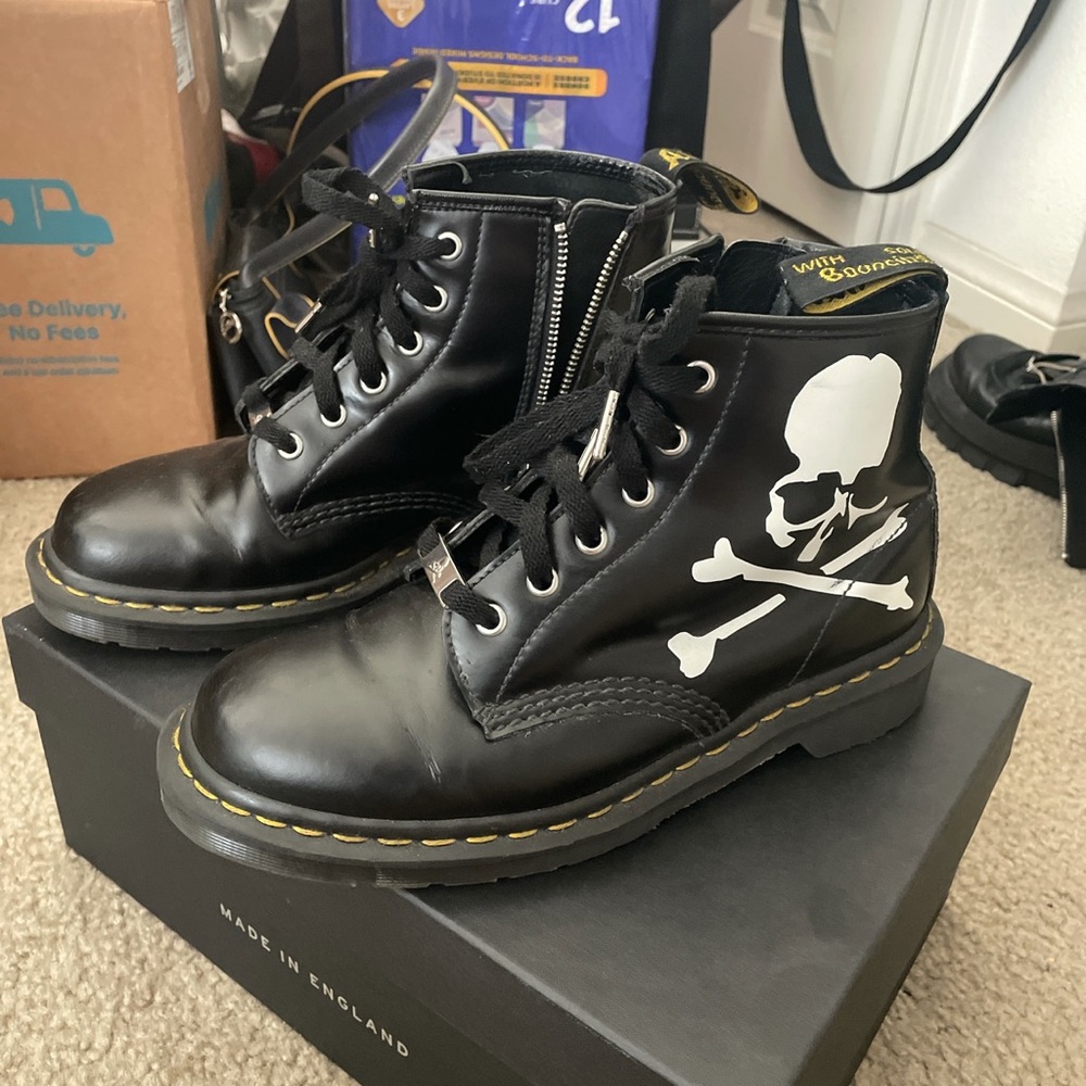 Dr marten x mastermind